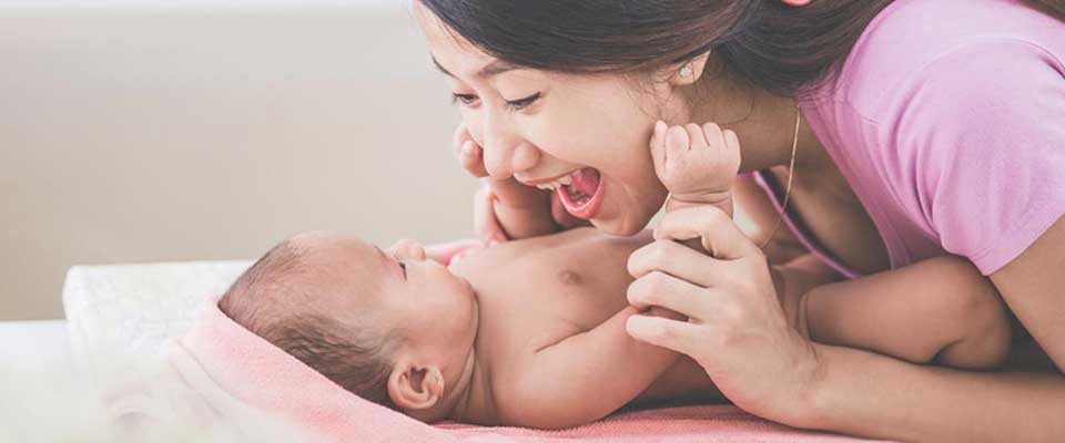ارتباط بین نوزاد و مادر در روزهای اول بعد از تولد